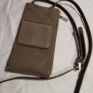 HOBO BROWN CROSSBODY WALLET NYLON WITH LEATHER STRAP